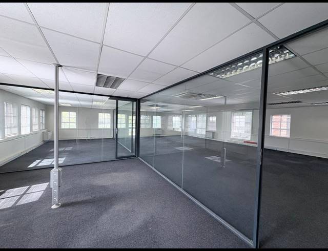 270M² OFFICE TO LET IN FOURWAYS
